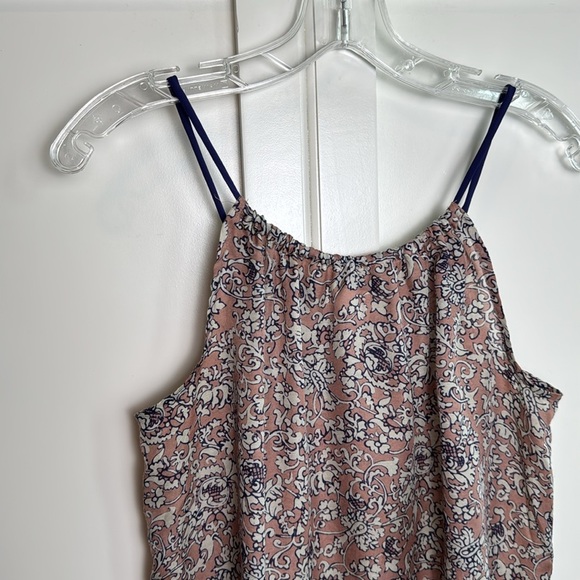 Loft‎ floral spaghetti strap top - Picture 2 of 8